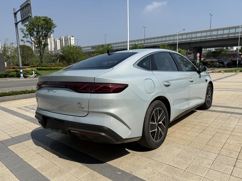 BYD Qin L, 2025 — фото 7 из 12