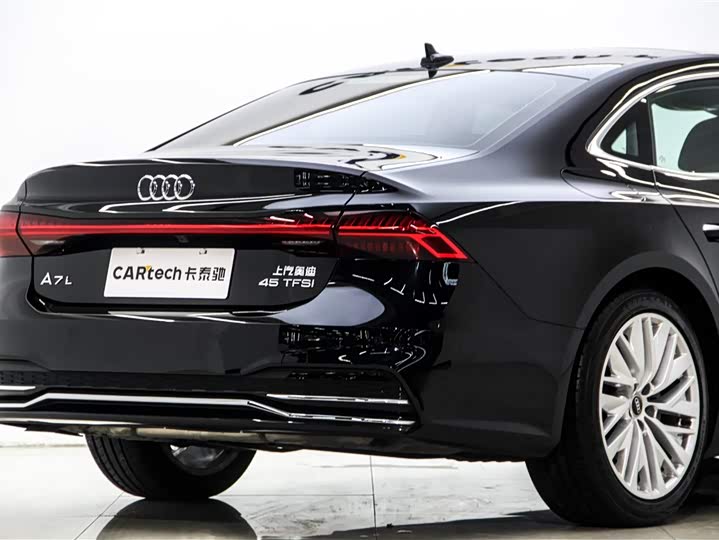 Audi A7L, 2023 — фото 7 из 9