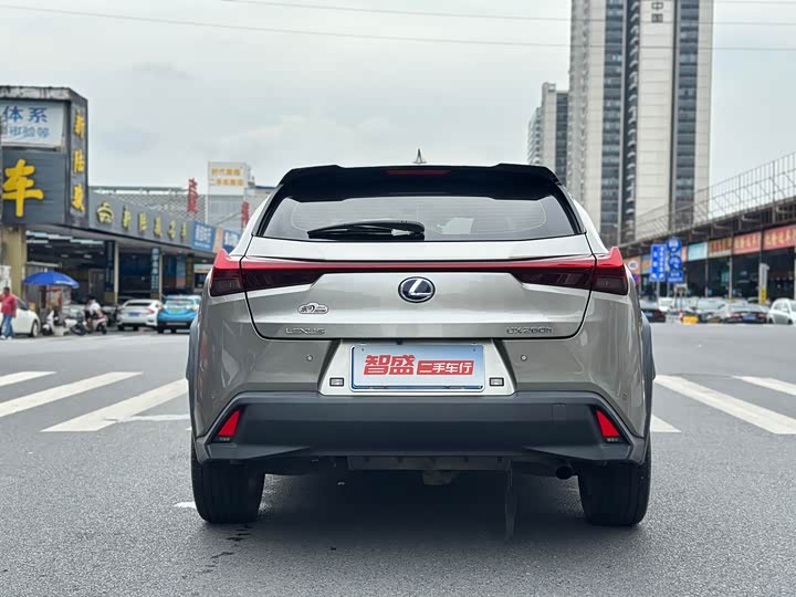 Lexus UX, 2021 — фото 2 из 9