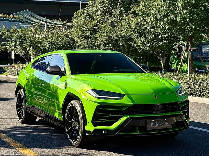 Lamborghini Urus, 2022 — фото 3 из 9