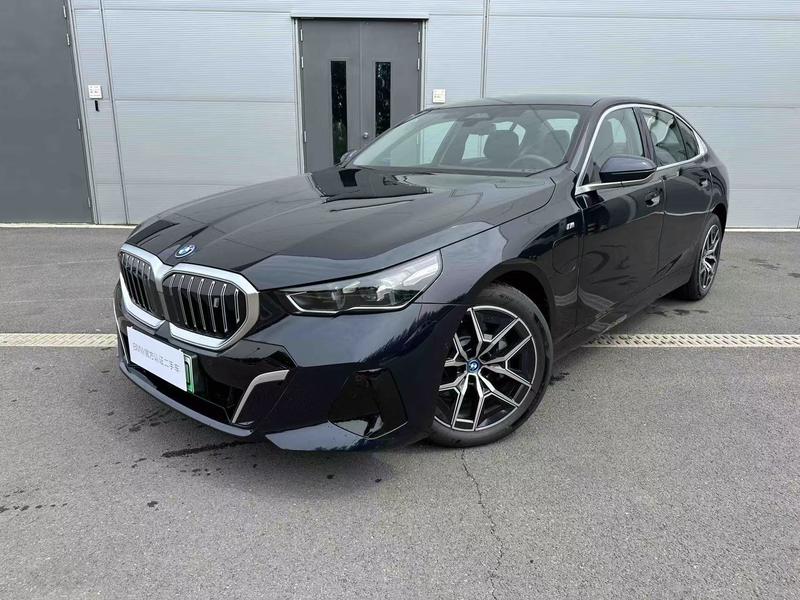 BMW i5, 2025 — купить в Казани под ключ