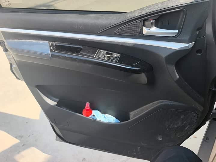 Dongfeng Forthing Lingzhi M5, 2023 — фото 7 из 9