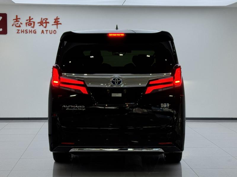 Toyota Alphard, 2022 — фото 5 из 12