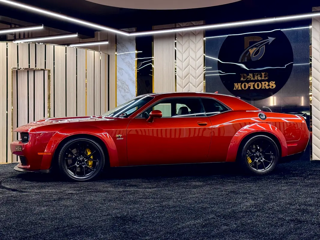 Dodge Challenger, 2022 — фото 2 из 10