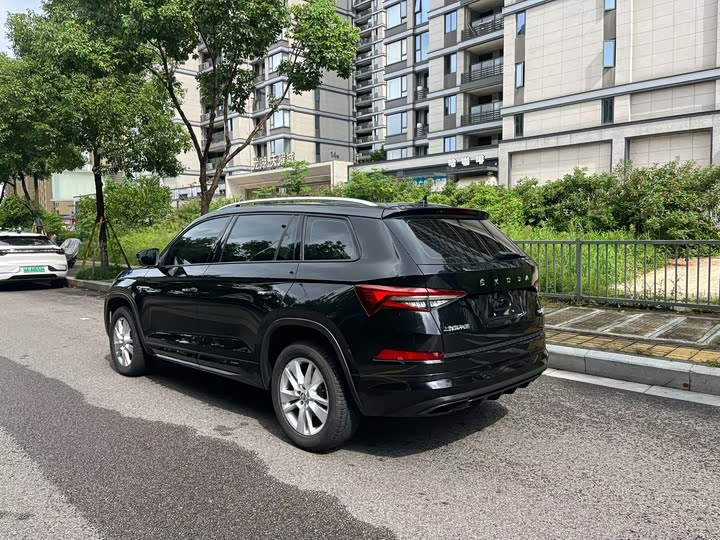 Skoda Kodiaq, 2024 — фото 5 из 7