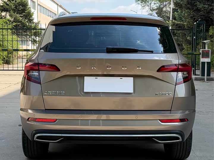 Skoda Karoq, 2022 — фото 6 из 9