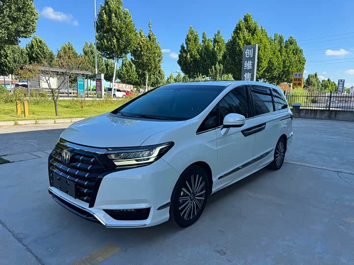Honda Elysion, 2022 — купить в Москве под ключ