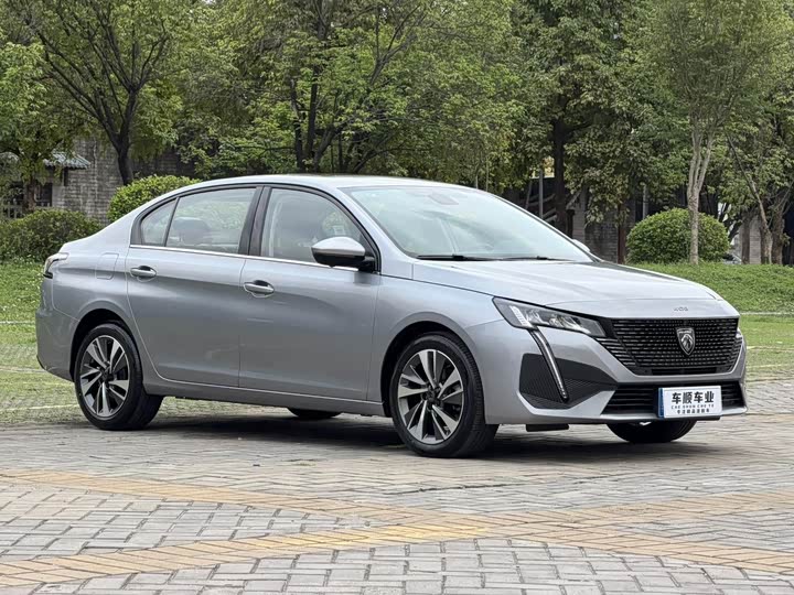 Peugeot 408, 2023 — фото 3 из 9