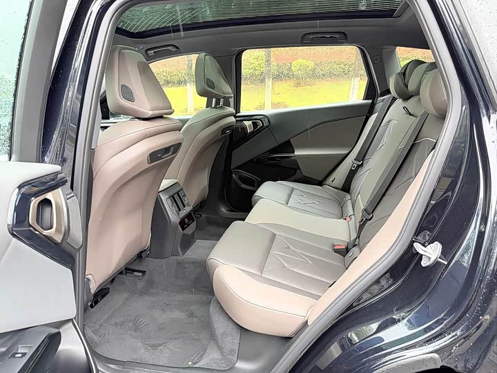 BMW X3, 2024 — фото 9 из 9