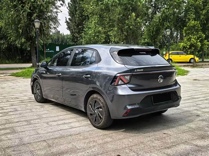 MG Motor 4 EV, 2025 — фото 9 из 9