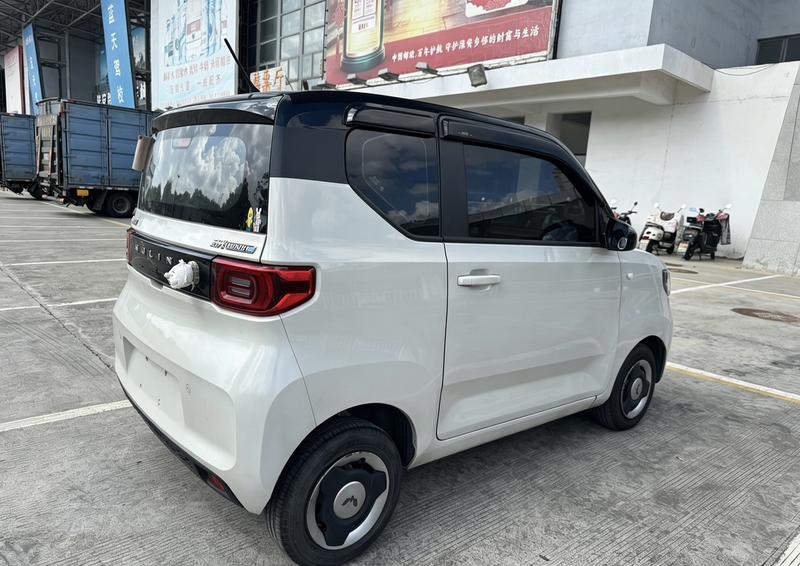 Wuling Mini EV, 2021 — фото 7 из 12