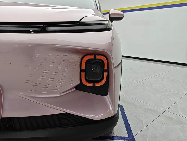 Geely Geometry E Firefly, 2023 — фото 5 из 9