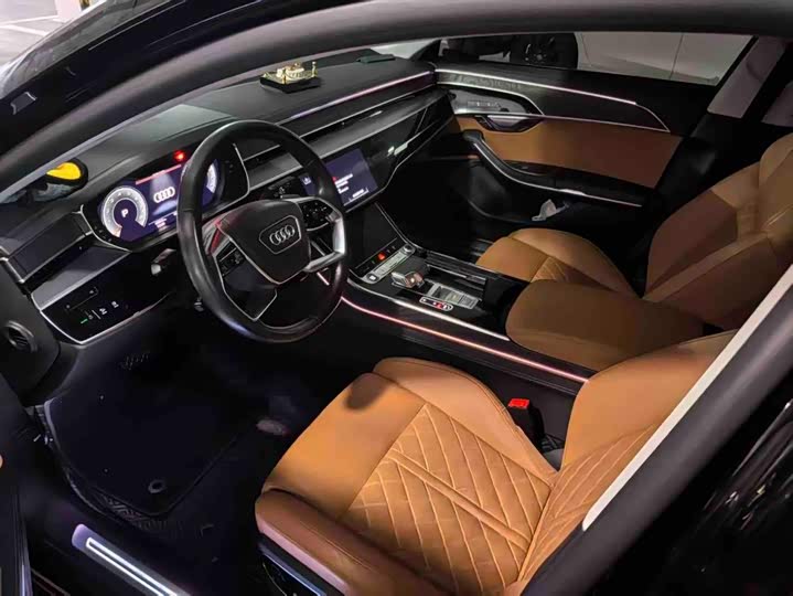Audi A8, 2023 — фото 5 из 5