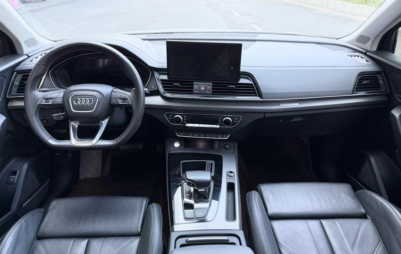 Audi Q5L, 2022 — фото 9 из 12