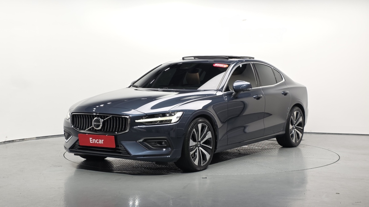 Volvo S60, 2023 — фото 11 из 12