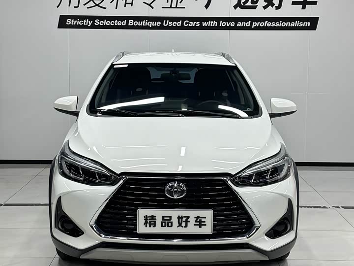 Toyota Yaris L Hatchback, 2022 — фото 2 из 9