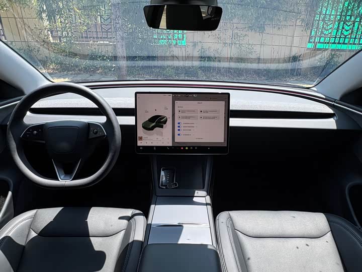 Tesla Model 3, 2024 — фото 6 из 9