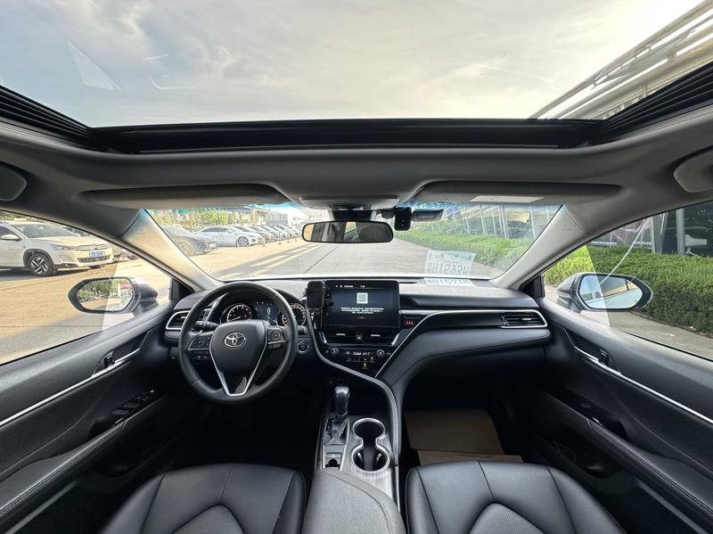 Toyota Camry, 2021 — фото 6 из 12