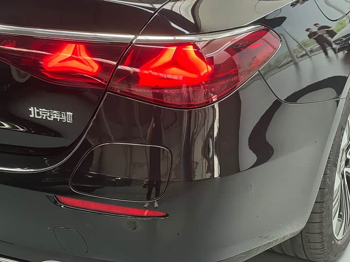 Mercedes-Benz E-Class Hybrid, 2024 — фото 4 из 9