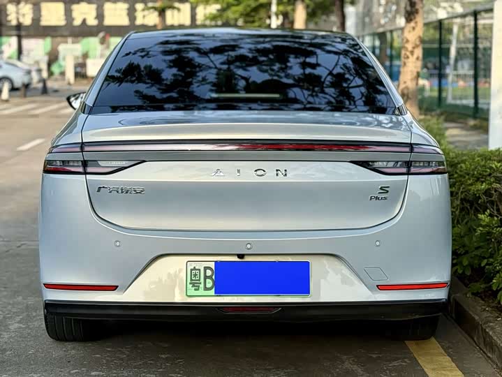 GAC Aion S Plus, 2022 — фото 4 из 9