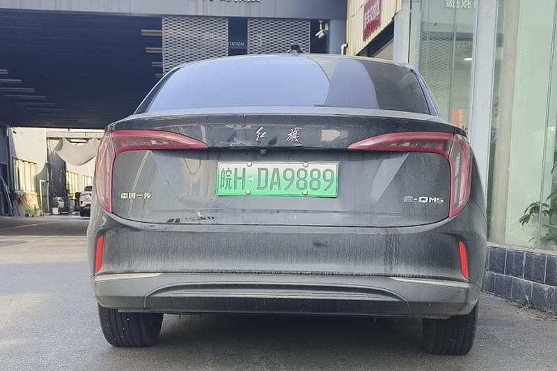 Hongqi E-QM5, 2023 — фото 4 из 12