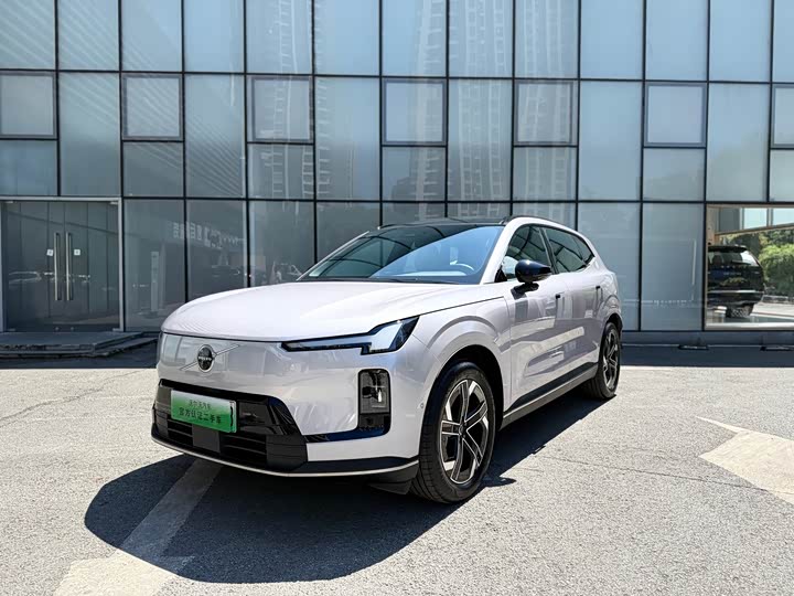 Volvo XC70 Hybrid, 2025 — купить в Уфе под ключ