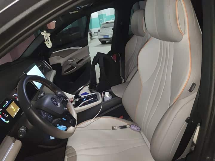 BYD Song Pro Hybrid, 2025 — фото 8 из 9