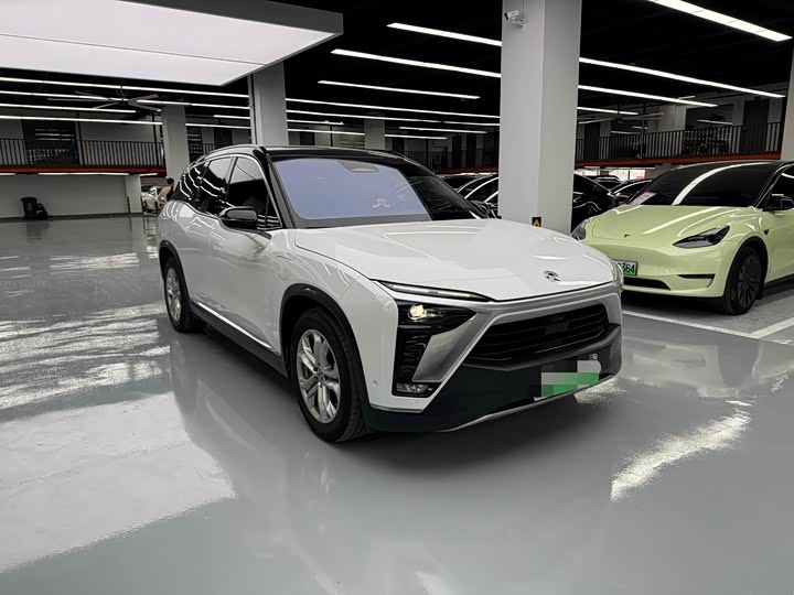 Nio ES8, 2022 — фото 3 из 9