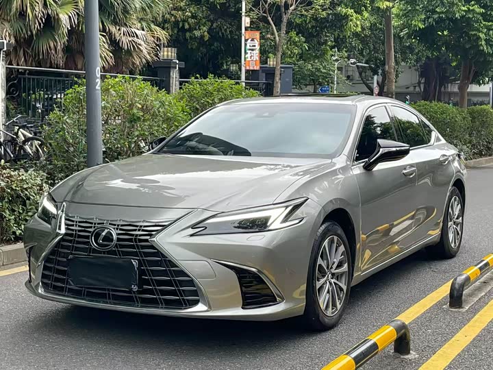 Lexus ES, 2024 — фото 3 из 9