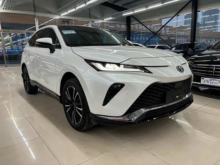 Toyota Venza, 2023 — фото 2 из 9