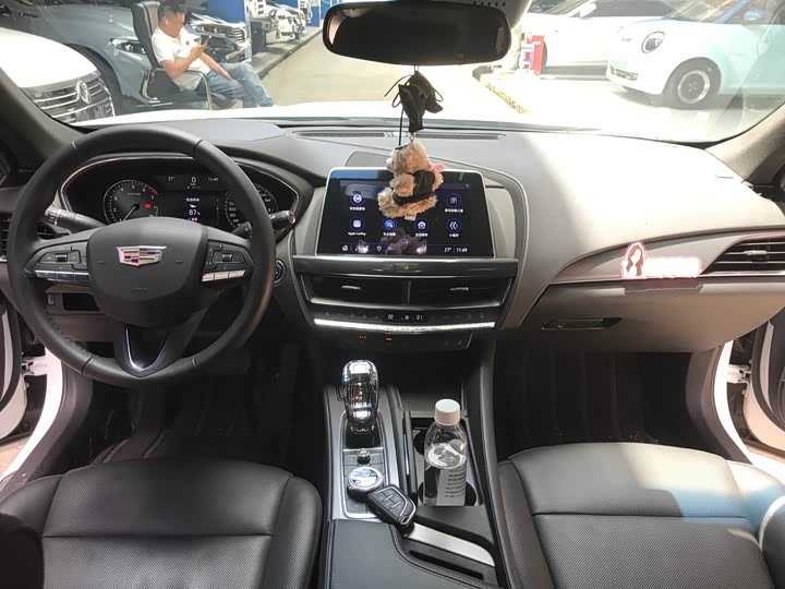 Cadillac CT5, 2022 — фото 8 из 9