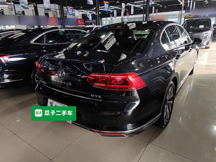 Volkswagen Magotan GTE Hybrid, 2023 — фото 6 из 9