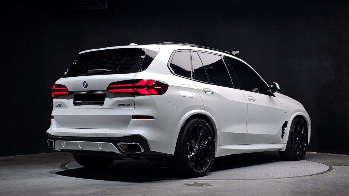 BMW X5, 2025 — фото 2 из 12