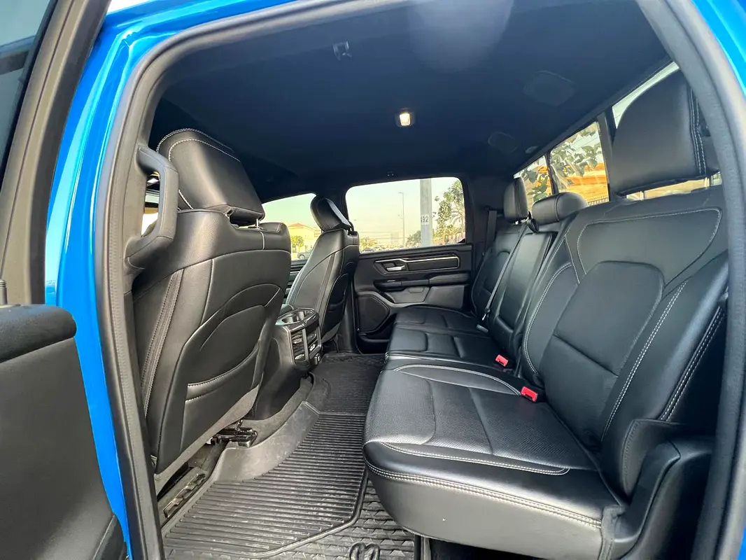 Dodge Ram 1500, 2022 — фото 6 из 7