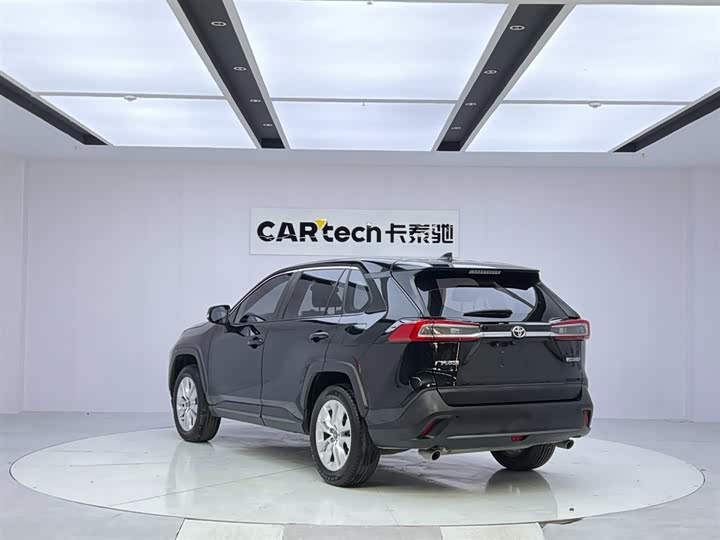 Toyota Wildlander, 2022 — фото 3 из 9