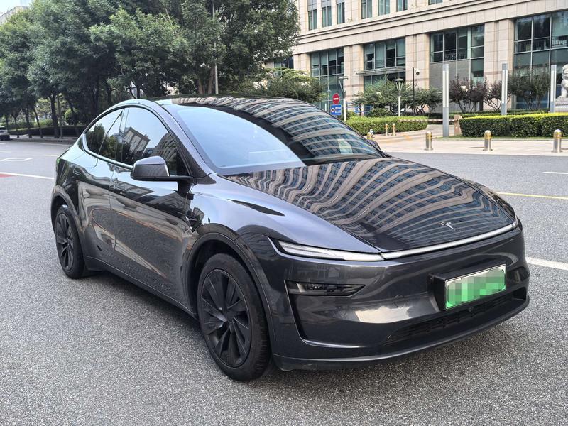 Tesla Model Y, 2025 — фото 3 из 12
