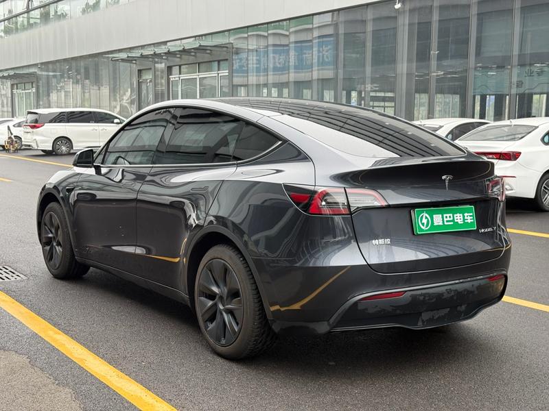Tesla Model Y, 2024 — фото 5 из 12