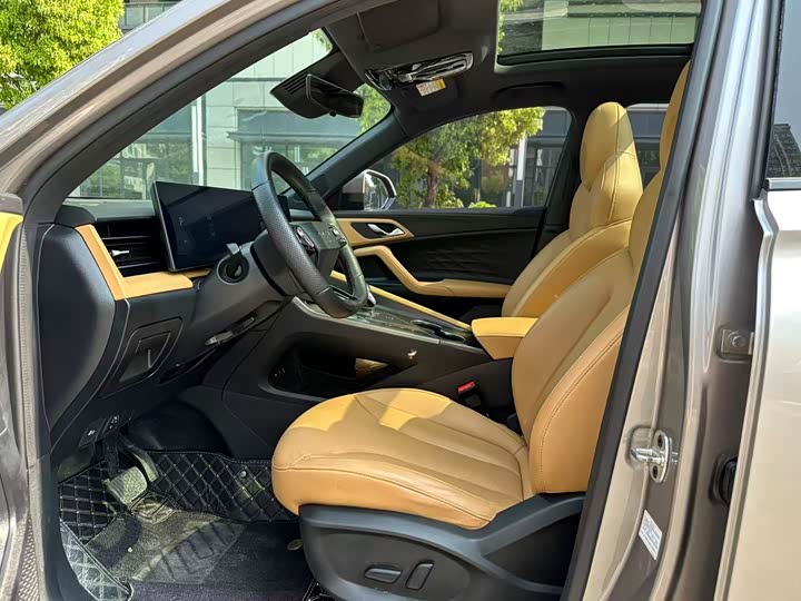 Roewe RX5, 2023 — фото 8 из 9