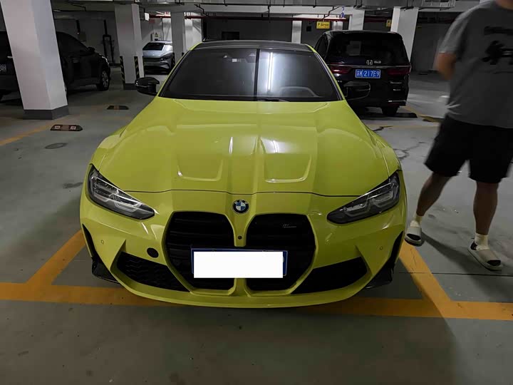 BMW M4, 2022 — фото 2 из 9