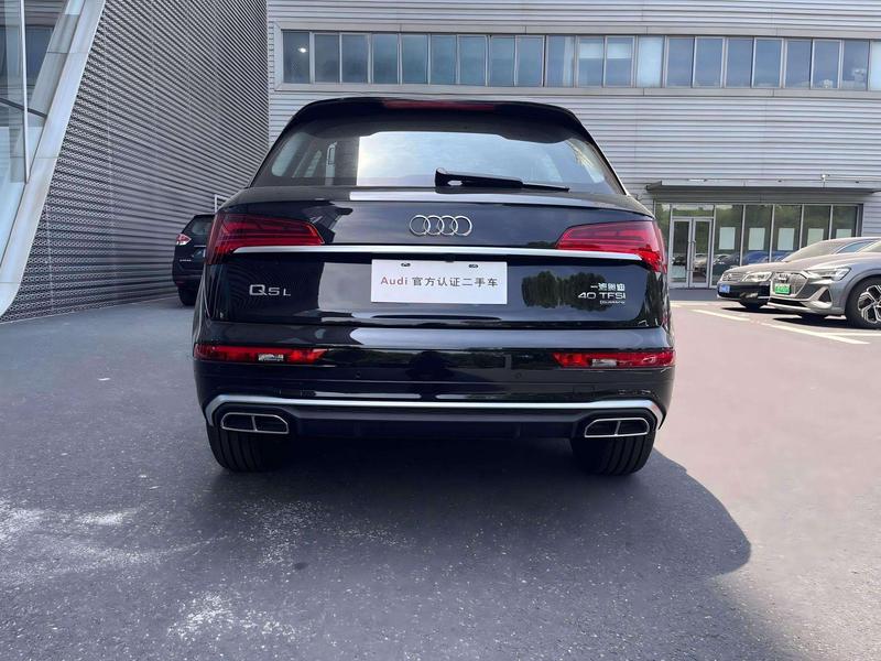 Audi Q5L, 2024 — фото 3 из 10