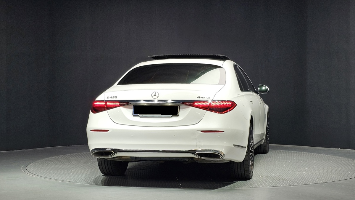Mercedes-Benz S-Class, 2023 — фото 4 из 12