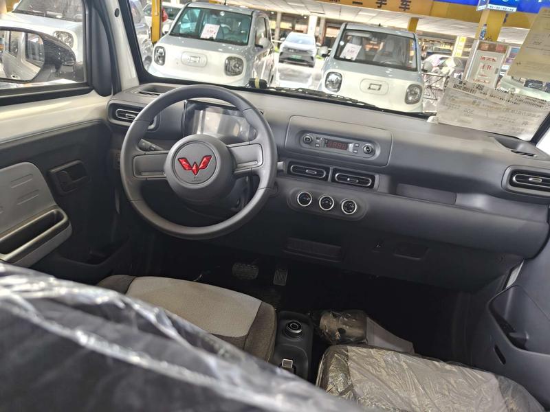 Wuling Sunshine EV, 2026 — фото 6 из 11