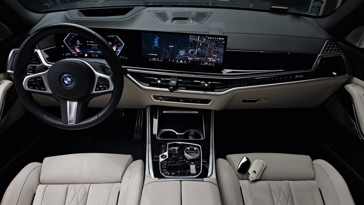 BMW X5, 2024 — фото 7 из 12