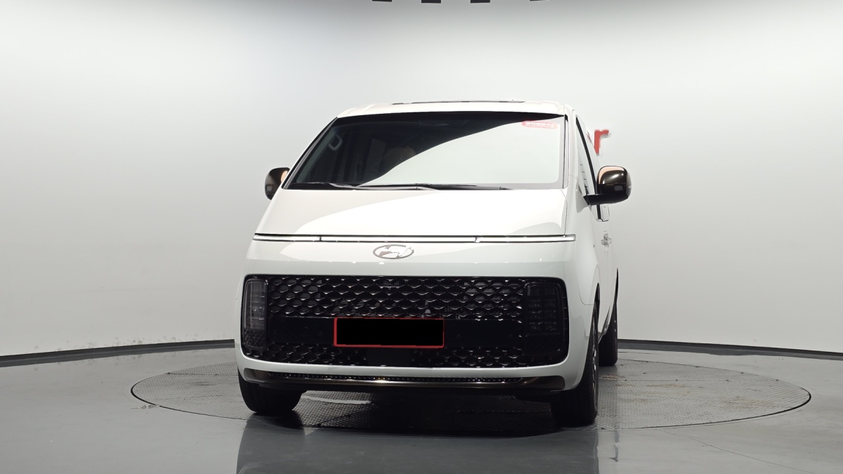 Hyundai Staria, 2025 — фото 3 из 12