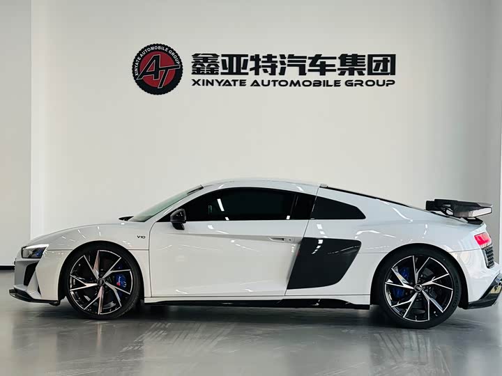 Audi R8, 2022 — фото 4 из 9