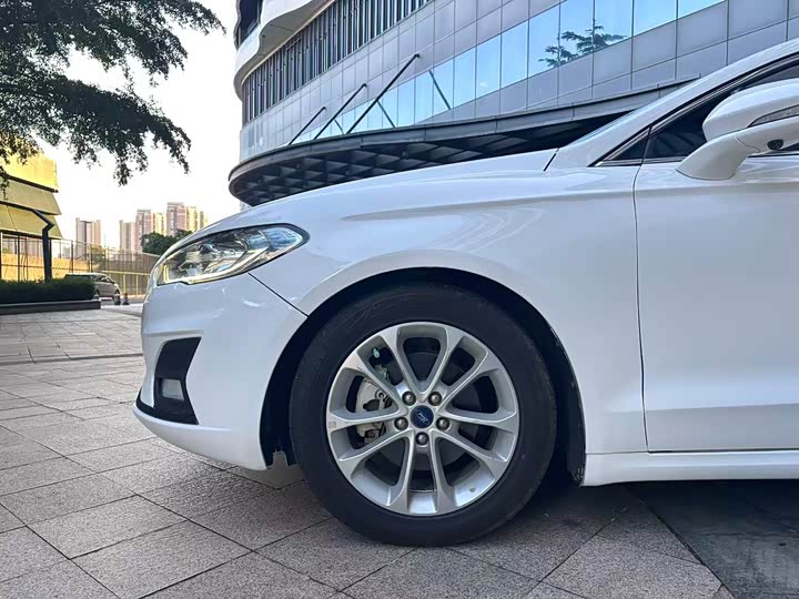 Ford Mondeo, 2021 — фото 4 из 9