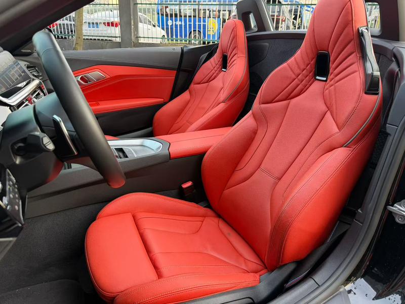 BMW Z4, 2023 — фото 8 из 9