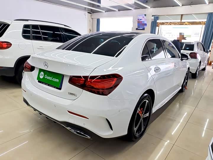 Mercedes-Benz A-Class, 2023 — фото 7 из 9