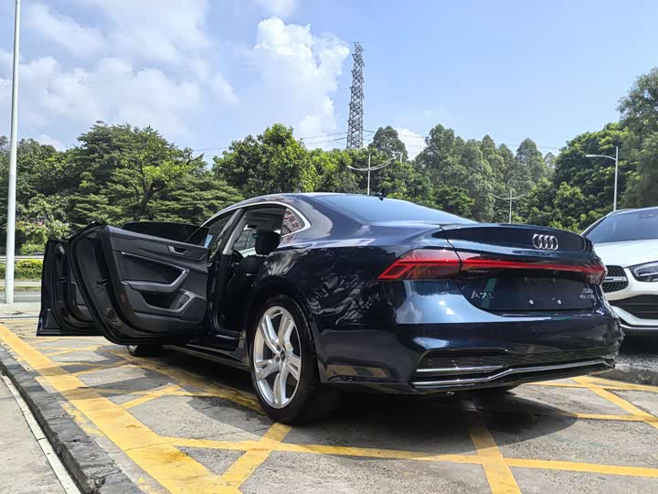 Audi A7L, 2023 — фото 9 из 9
