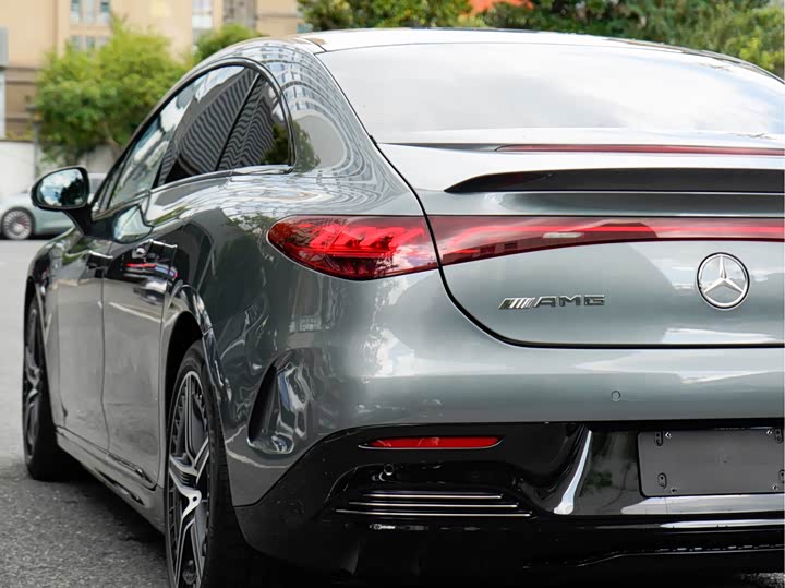Mercedes-Benz EQE AMG, 2024 — фото 6 из 9